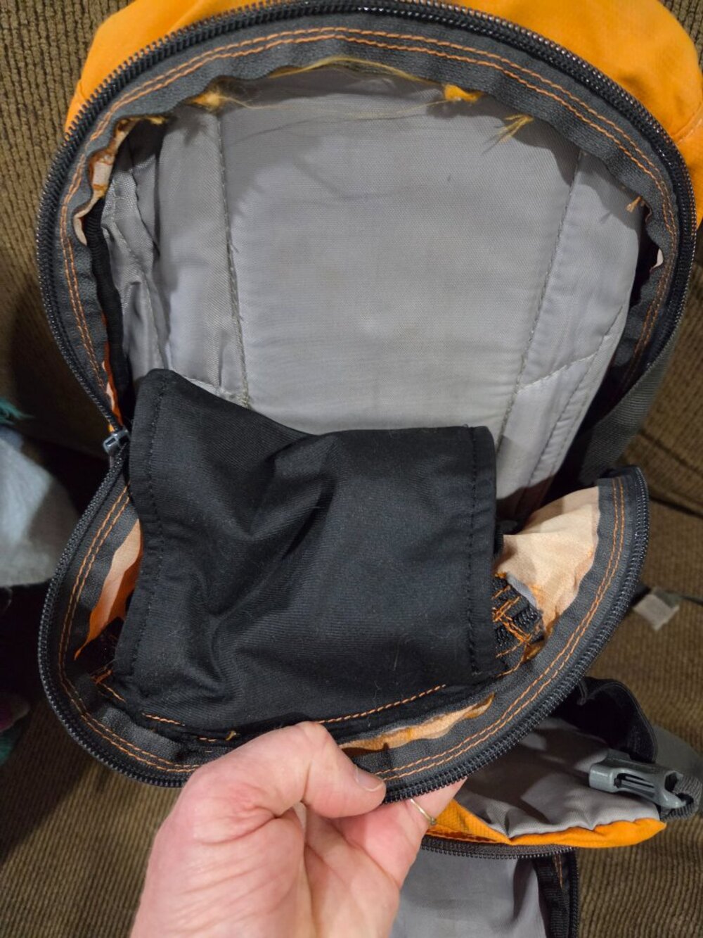 Camelback Mule Hydration Pack - Picture 3 of 4